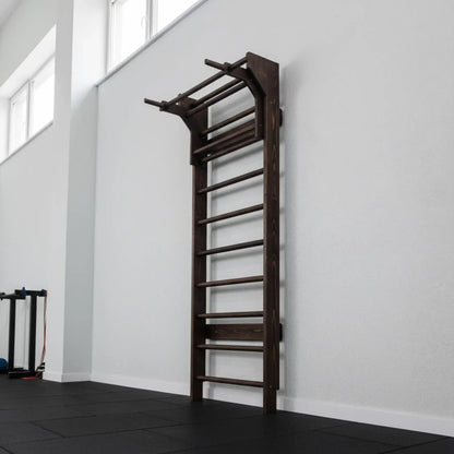 Estación de pared de escalera sueca de madera